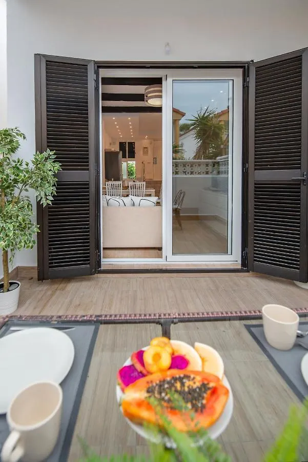 Altamar Tropical Home Arona
